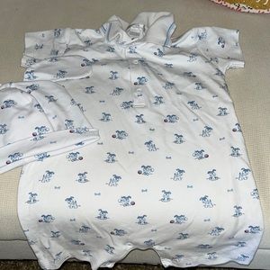 Kissy kissy puppy set (hat and outfit)
